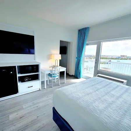ChartHouse Clearwater Beach Marina Hotel