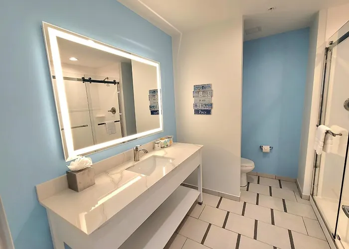Hotel Charthouse Clearwater Marina 3*