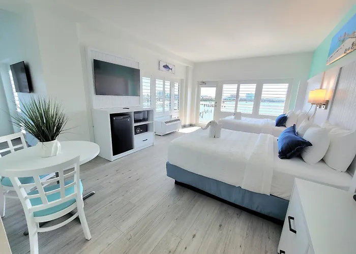 Charthouse Clearwater Marina 3*