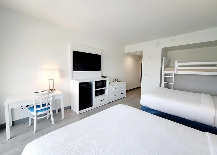 Hotel Charthouse Clearwater Marina Clearwater Beach