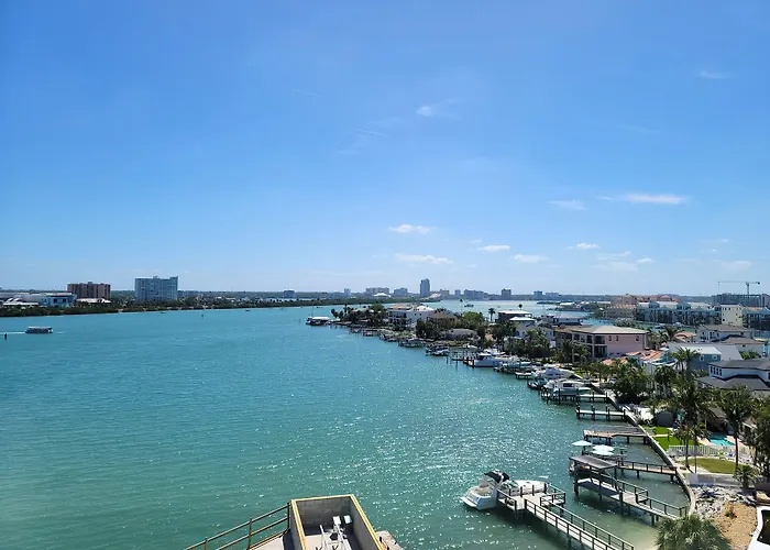 Charthouse Clearwater Marina Hotel Clearwater Beach